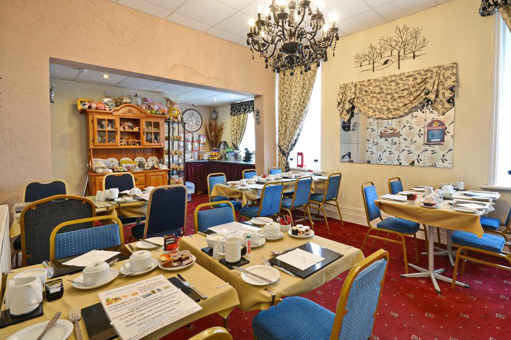 The Derby Hotel Blackpool Extérieur photo
